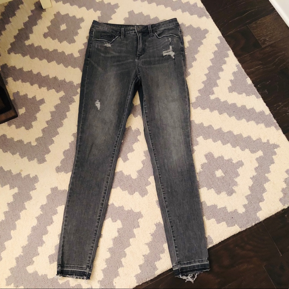 Universal Thread skinnies